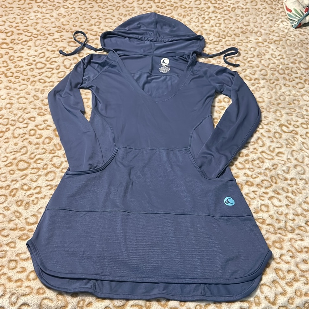 Wave 🌊 Life Aqua Spray Hooded Swim Cover ☀️